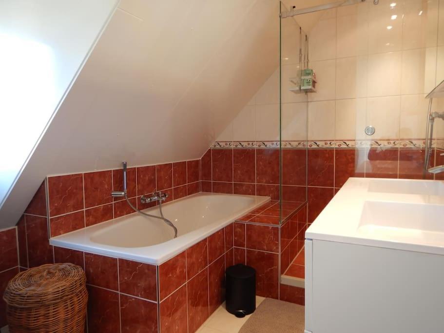 Holiday home Comfortabel En Gezellig Bij Het